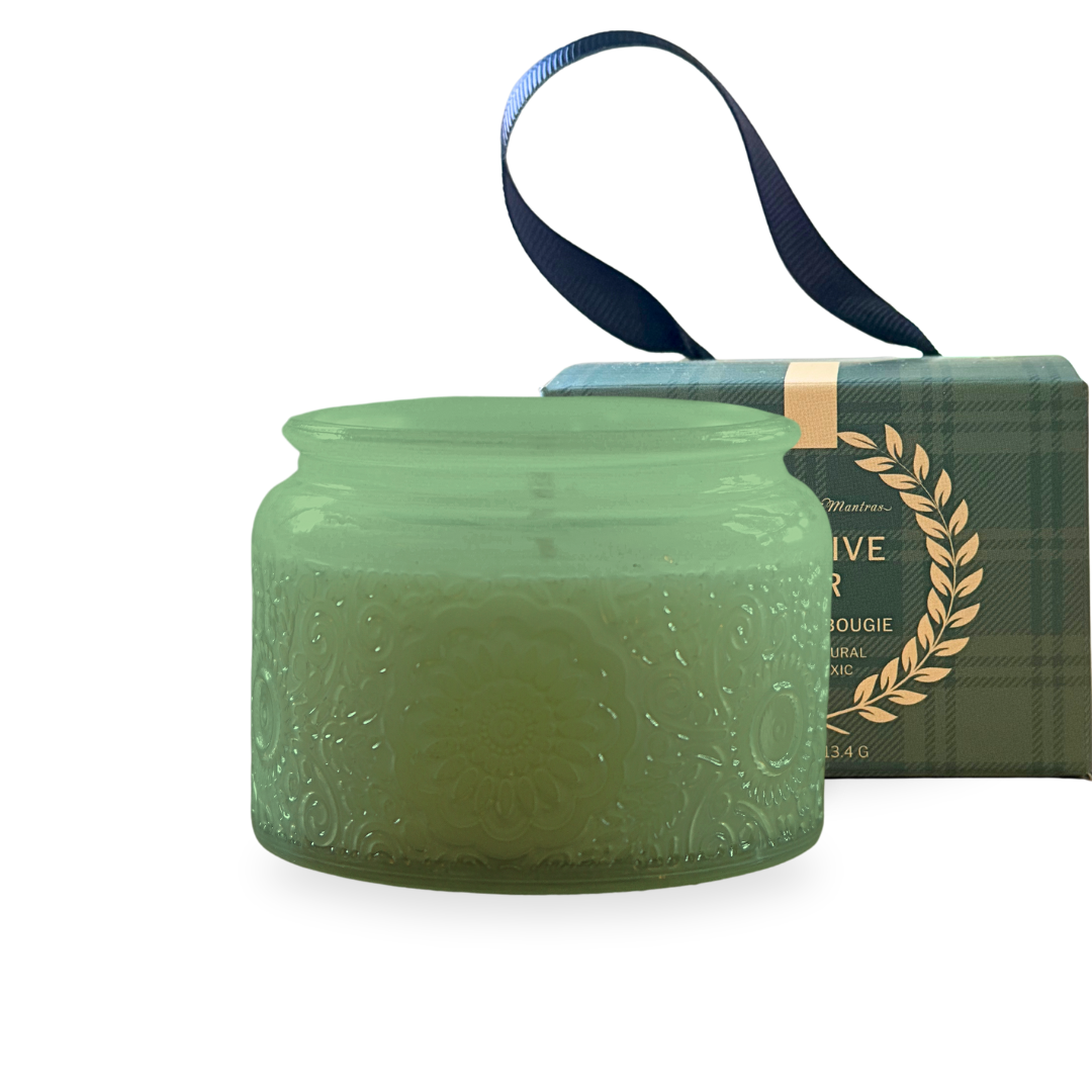 Festive Noble Fir 4oz Natural Candleimage-alt