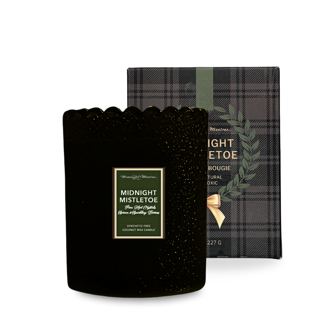 Midnight Mistletoe 8oz Natural Candleimage-alt