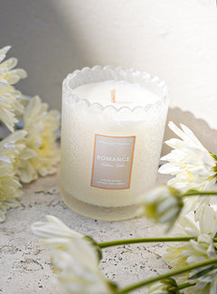 Romance Tahitian Tonka 8oz Candleimage-alt