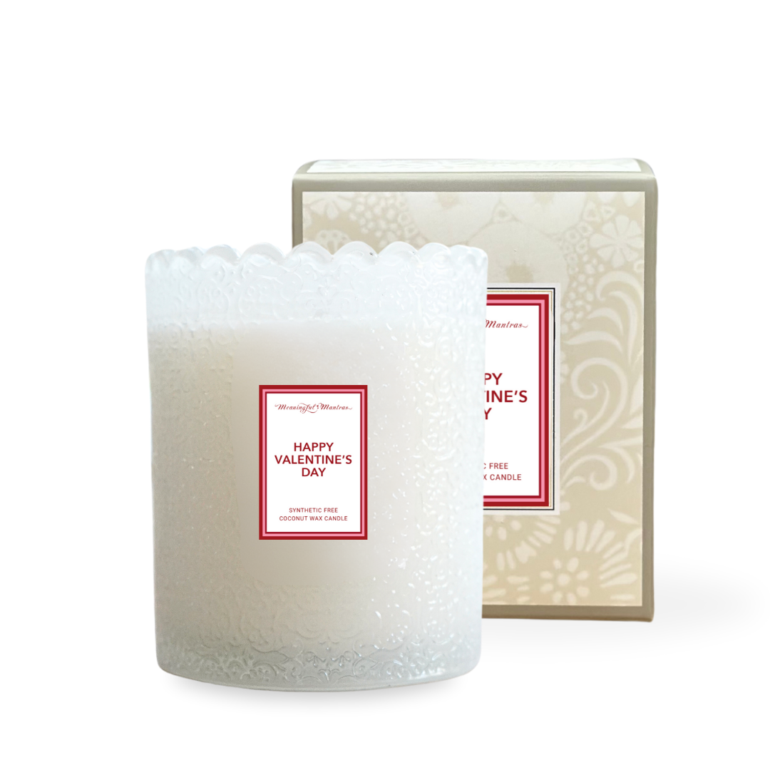 Happy Valentine's Day! Velvet Rose & Cedar Natural Candle 8oz Kaia Collectionimage-alt